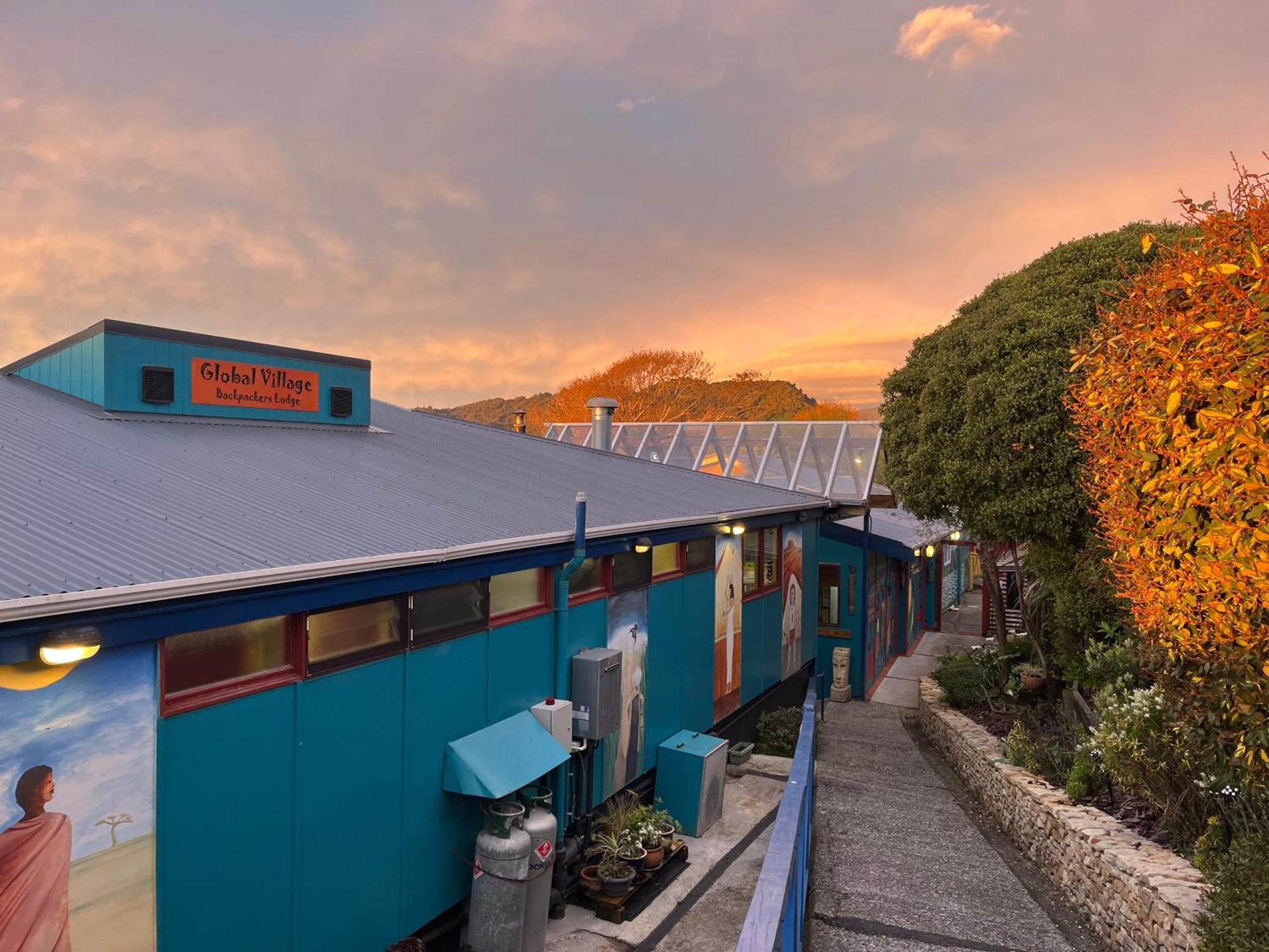 Global Village Travellers Lodge Greymouth Ngoại thất bức ảnh The Glenorchy Community Centre